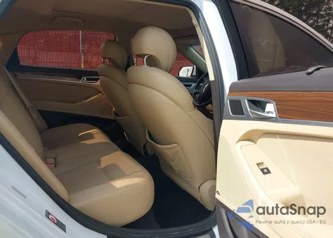 2015 Hyundai Genesis 3.8 from USA, damaged, VIN KMHGN4JE4FU045554